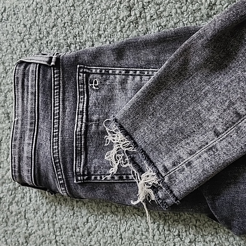Rag & Bone Cate Mid-Rise Ankle Skinny Jean- Distressed Dark Grey with Raw Fringe - Picture 7 of 7
